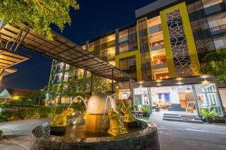 SB Living Place Hotel Phuket Town - 7