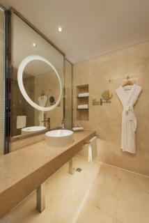 Holiday Inn Taicang City Centre by IHG - Taicang - 2