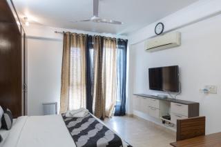 Under My Roof - Classic - New Delhi - 1