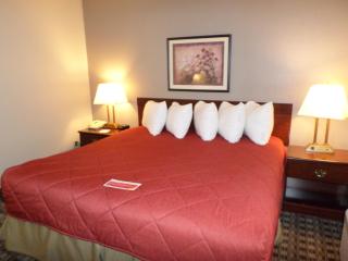 Wingate by Wyndham Canton-Hall of Fame - Canton - 2