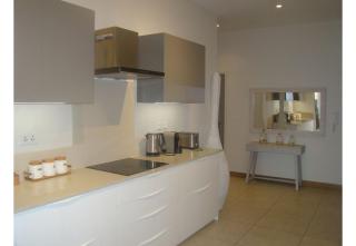 Althea's stylish,homely apartment on the beach by Althea Holidays - AH 7 - 1