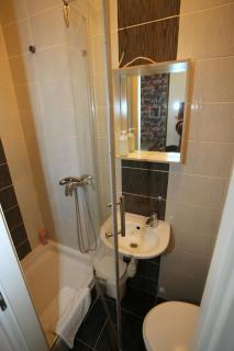 Apartments Rooms FONTANE TRNJE - FREE PARKING - Zagreb - 2