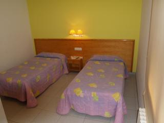 Hostal Barnes - Santa Cristina d'Aro - 9