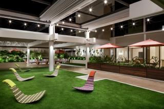 Halepuna Waikiki by Halekulani - NO RESORT FEE - 1