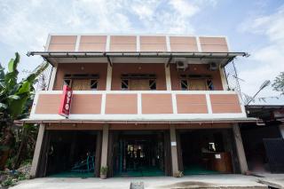 Hotel O near Universitas Medan Area formerly Rumah Idaman Bunda - 6