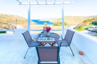 "Anemoskala" Cycladic Traditional House - Loutra - 6