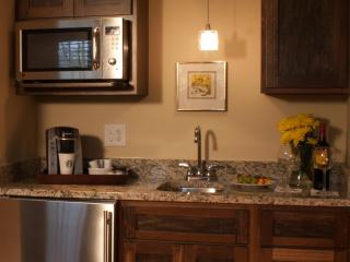 Showers Inn - 7