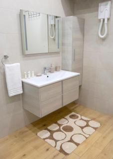 Central Rooms - Near Valletta & Sliema - Best Bus Lines - 3