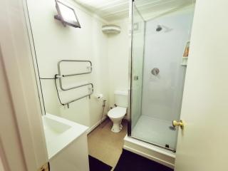 Lush & Co Auckland Bed & Breakfast - 7