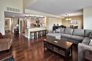 Large luxurious upper floor condo in Sierra Lane - Blue Mountains - 0