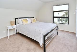 Hagley Apartment - Christchurch Holiday Homes - Christchurch - 5