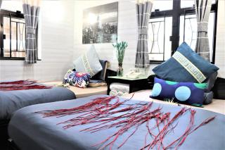 Metrocity Lounge - 8