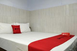RedDoorz @ Hotel Surabaya Sumenep - Sumenep - 3