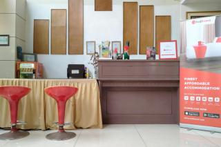 RedDoorz @ Hotel Surabaya Sumenep - Sumenep - 8