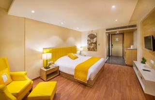 Bloom Boutique l Ranjit Avenue - 5