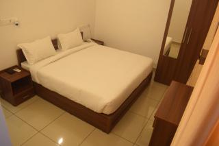 Sunstar Residency & Food Plaza Pala - Lālam - 8