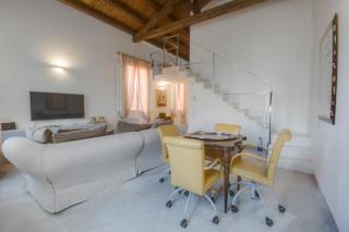 Right House - Characteristic Marina District - Cagliari - 7