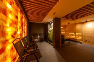 Helan Family & SPA - 1
