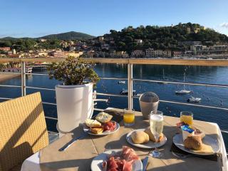 Hotel Plaza - Porto Azzurro - 9