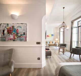 Puerta Catedral Holiday Suites - Seville - 5