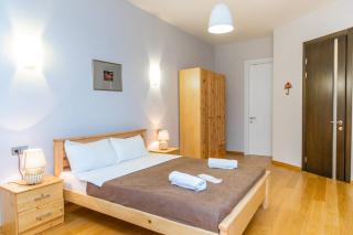 Wehost Spacious place near Rustaveli - Tbilisi - 7