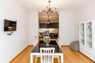 Wehost Spacious place near Rustaveli - Tbilisi - 2