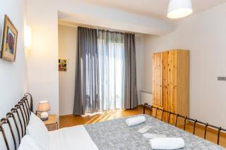 Wehost Spacious place near Rustaveli - Tbilisi - 5