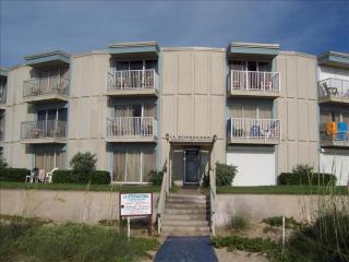 La Internacional Condos O211 - 3