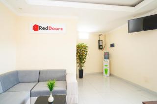 RedDoorz Syariah near Exit Toll Ciawi - 3