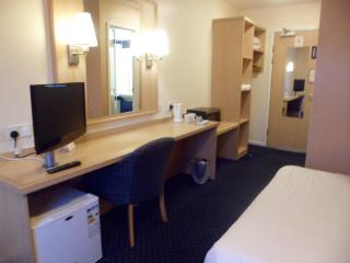 Metro Inns Huddersfield - Huddersfield - 8