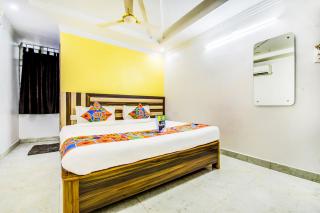 FabHotel Grand Sheela - 3