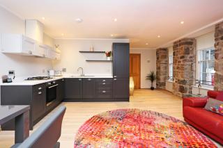 JOIVY Elegant Home at the Heart of the Royal Mile - Edimburgo - 9