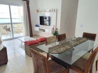 Apartamento Praia das Toninhas, 3 min do Mar - Ubatuba - 1