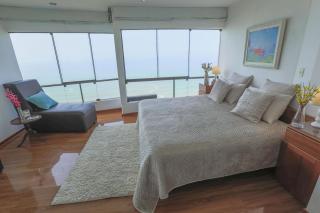 Oceanfront Penthouse in Miraflores - 5