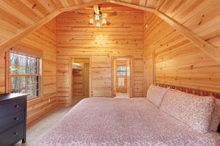 Kingfisher Cove Cabin 28 - 4