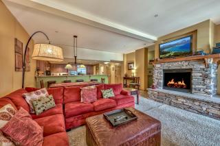 Three-Bedroom Townhouse - Kirkwood - 7
