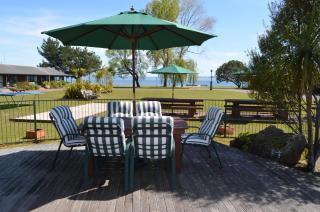 Cedarwood Lakeside Motel & Conference Venue - 0