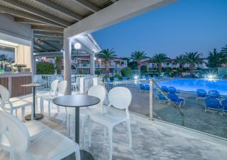 Golden Sun Hotel - Kalamaki - 4