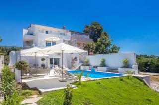 Luxury villa Punat with pool with sea view , 50m from the beach - Krk - 9