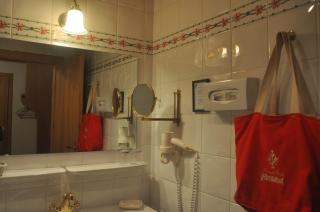 Romantikhotel Almtalhof - Grünau im Almtal - 3
