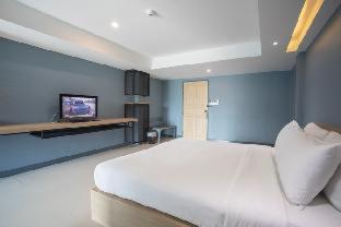Nora LakeView - 5