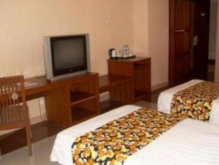 Hotel Oval - Surabaya - 6
