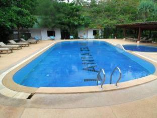 Lanta Island Resort - 8