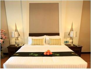 The Heritage Pattaya Beachfront Resort - 8