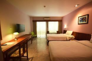Sakorn Residence and Hotel - 1