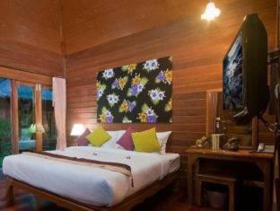 Lipa Bay Resort - 8