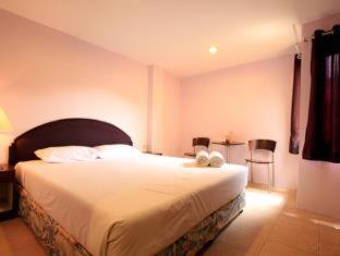 Chaba Chalet Hotel - Hua Hin - 2