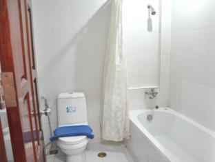 Highfive Hotel Pattaya - 1