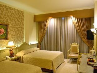 Hotel Indah Palace Solo - Solo - 3