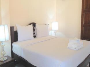 Panupong Hotel - 8